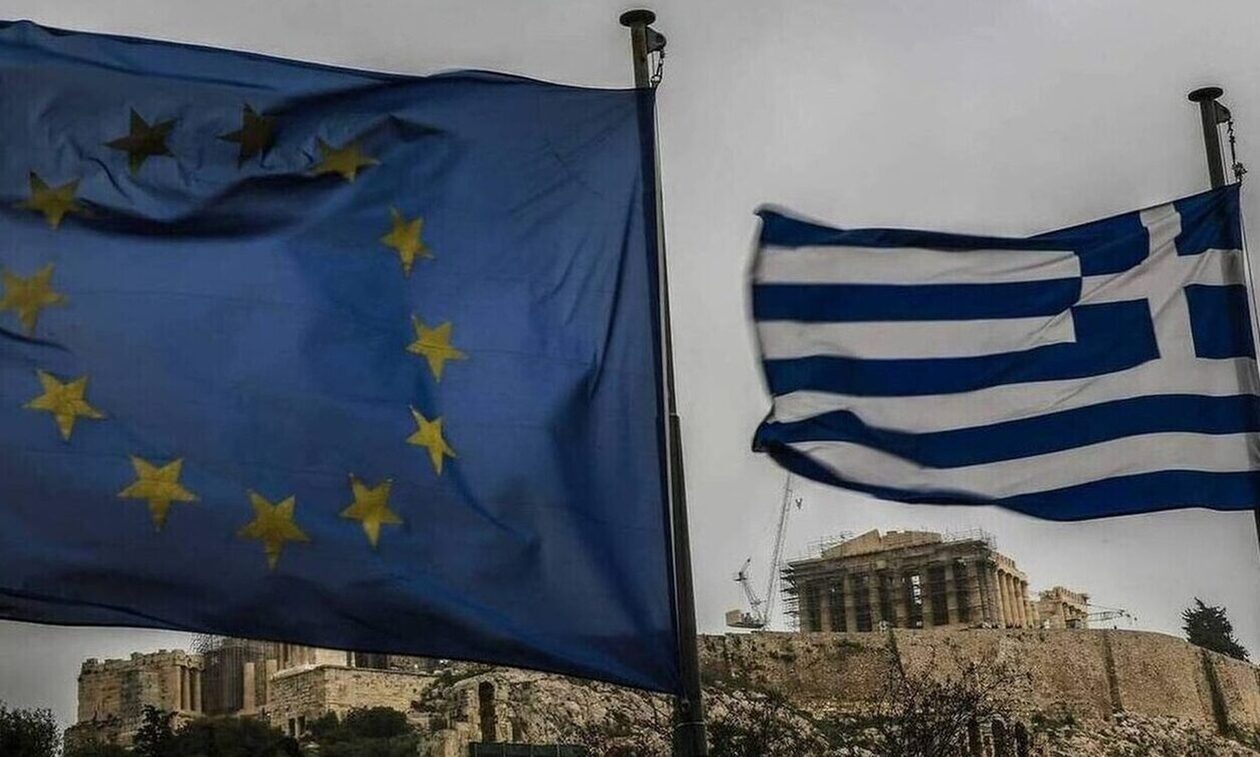 ΔΝΤ: Σημαντική βελτίωση των προοπτικών της ελληνικής οικονομίας – Προβλέπει ανάπτυξη 2,1% το 2024