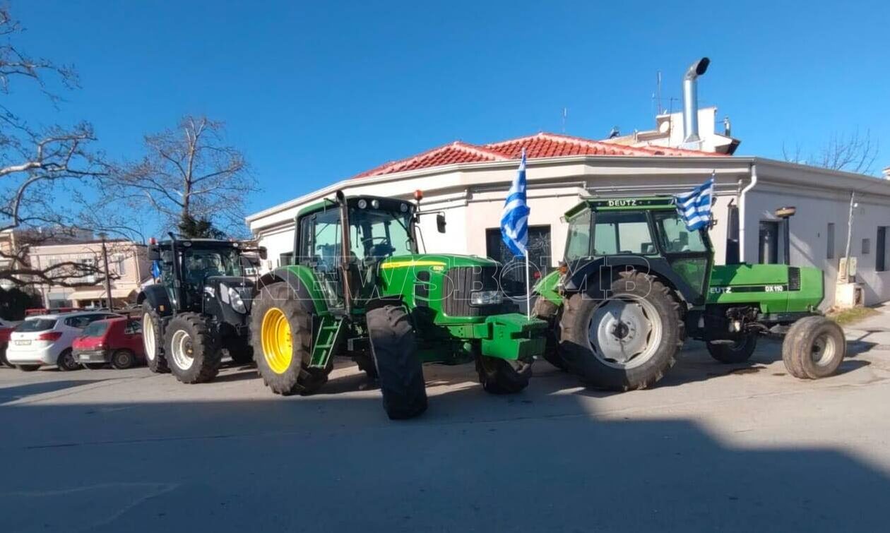 Επανομή Θεσσαλονίκης: Συγκέντρωση αγροτών με τρακτέρ, ετοιμάζονται για πορεία