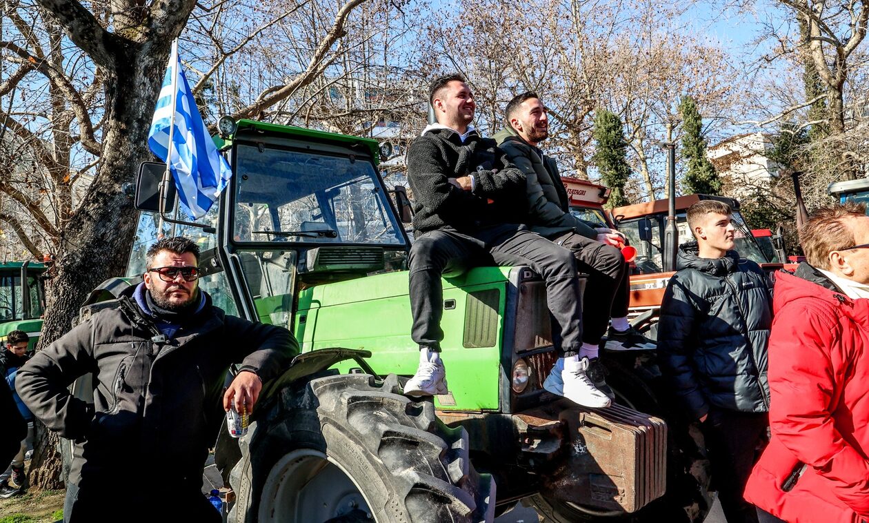Κλιμακώνουν τις κινητοποιήσεις οι αγρότες: Συλλαλητήριο σήμερα στην κεντρική πλατεία Λάρισας