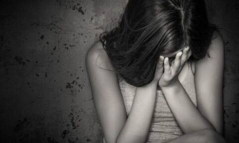 Θεσσαλονίκη: Κάθειρξη 15 ετών σε 50χρονο για τον κατ’ επανάληψη βιασμό της ανήλικης θετής του κόρης
