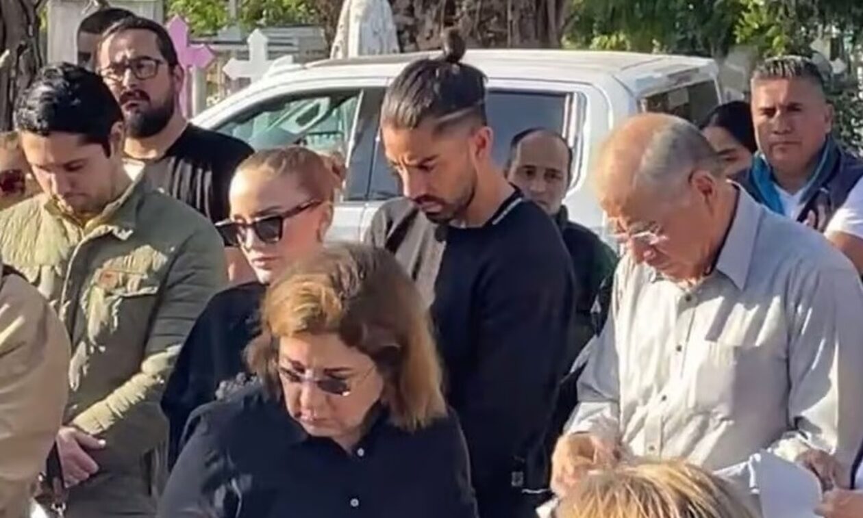 Ροδόλφο Πισάρο: Σπαρακτικές στιγμές στο Μεξικό - Στην κηδεία της θείας του ο παίκτης της ΑΕΚ (video)
