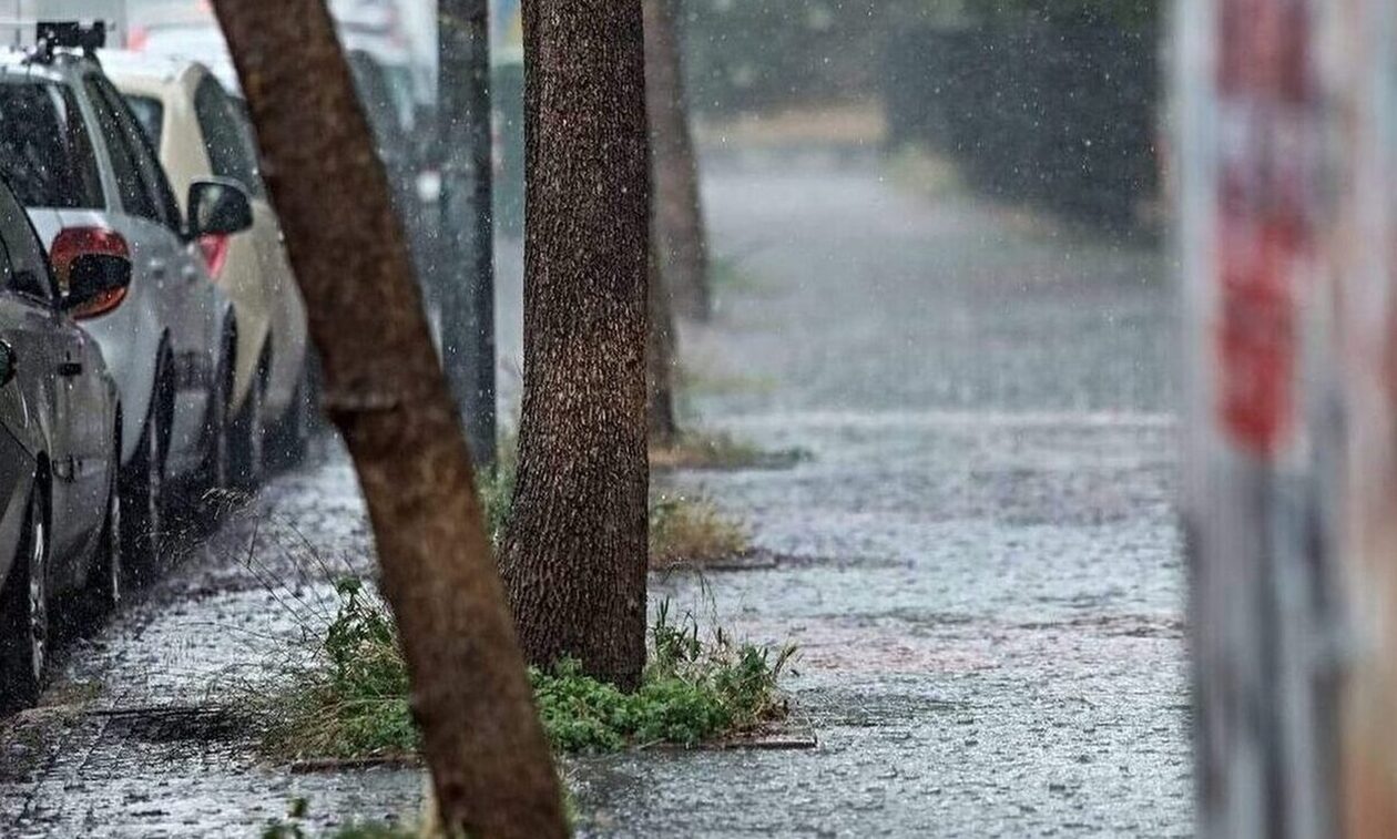 Καιρός – Meteo: Σφοδρές βροχές στην Κρήτη και ριπές ανέμων άνω των 100 χλμ./ώρα στο Αιγαίο