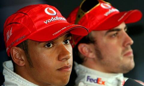 Formula 1: Ντόμινο μετά τη «βόμβα» Χάμιλτον – Θέλει Αλόνσο η Mercedes