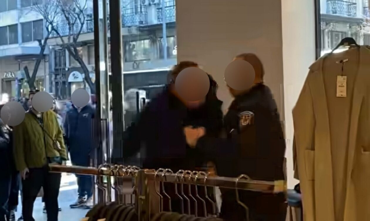 Θεσσαλονίκη: Πιάστηκαν στα χέρια πελάτης και σεκιουριτάς για ένα μπουφάν