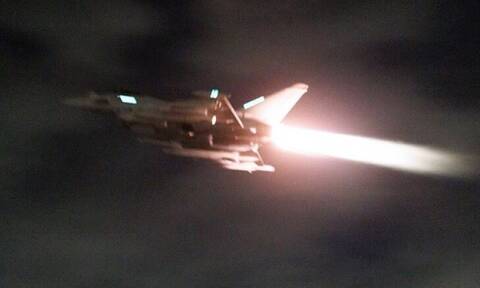 Κύπρος: H στιγμή απογείωσης μαχητικών της RAF από το Ακρωτήρι - Για νέο χτύπημα σε Χούθι (vid)