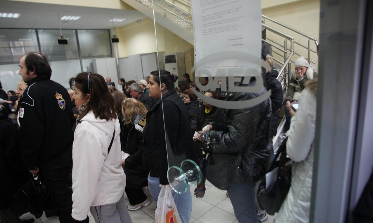 Δόμνα Μιχαηλίδου: «Αυξάνεται το επίδομα ανεργίας ανάλογα με τις εισφορές του εργαζομένου»