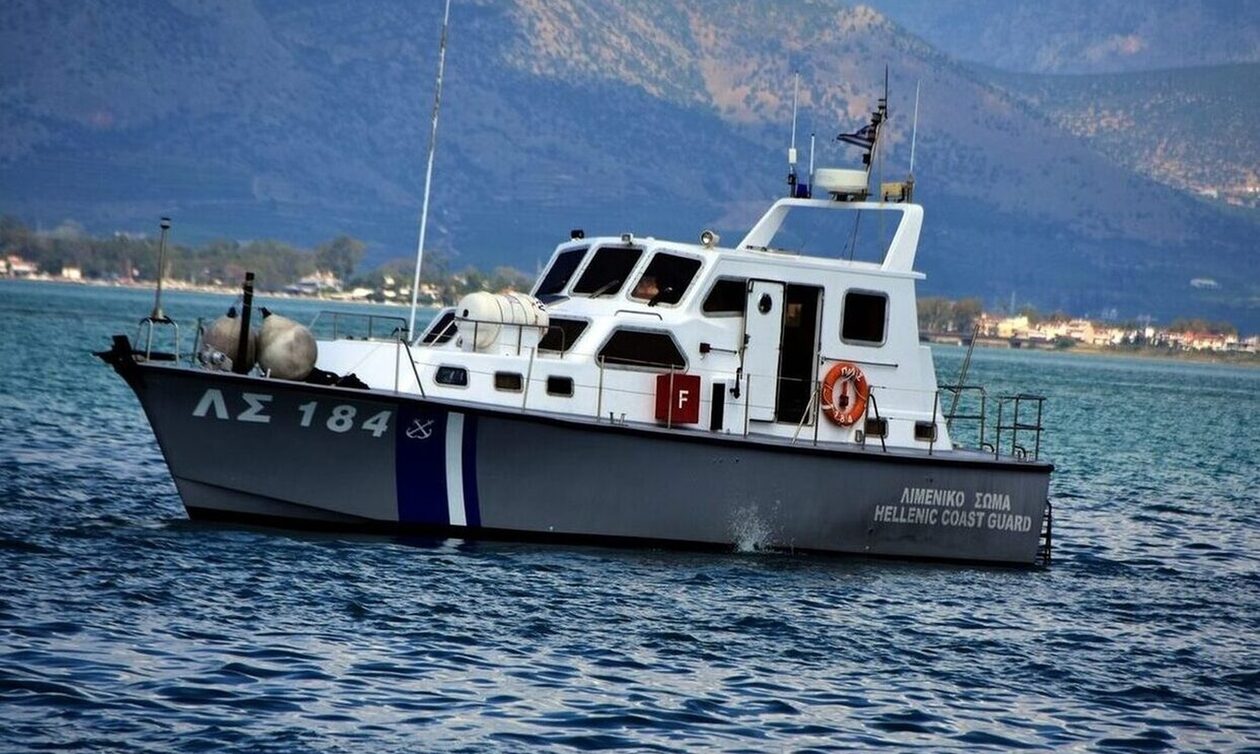 Σκάφος με μετανάστες εξέπεμψε SOS ανοιχτά της Γαύδου