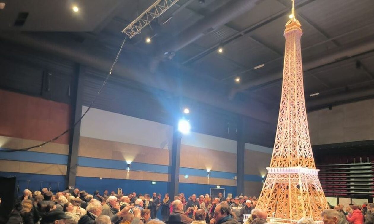 Γαλλία: Ρεκόρ Γκίνες στον Πύργο του Άιφελ με τα 700.000 σπιρτόκουτα - Η οδύσσεια και ο θρίαμβος