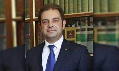 Κύπρος: Συνελήφθη ο Τουρκοκύπριος δικηγόρος Κιουρσιάτ - Οδηγείται ενώπιον δικαιοσύνης