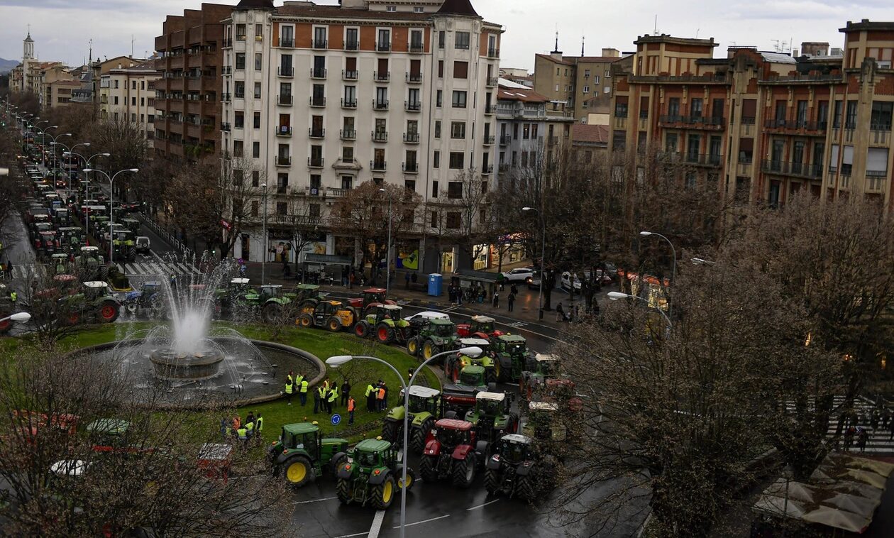 Ισπανία: Κλιμακώνουν τις κινητοποιήσεις οι αγρότες - Φήμες για τρακτέρ μέσα στη Μαδρίτη