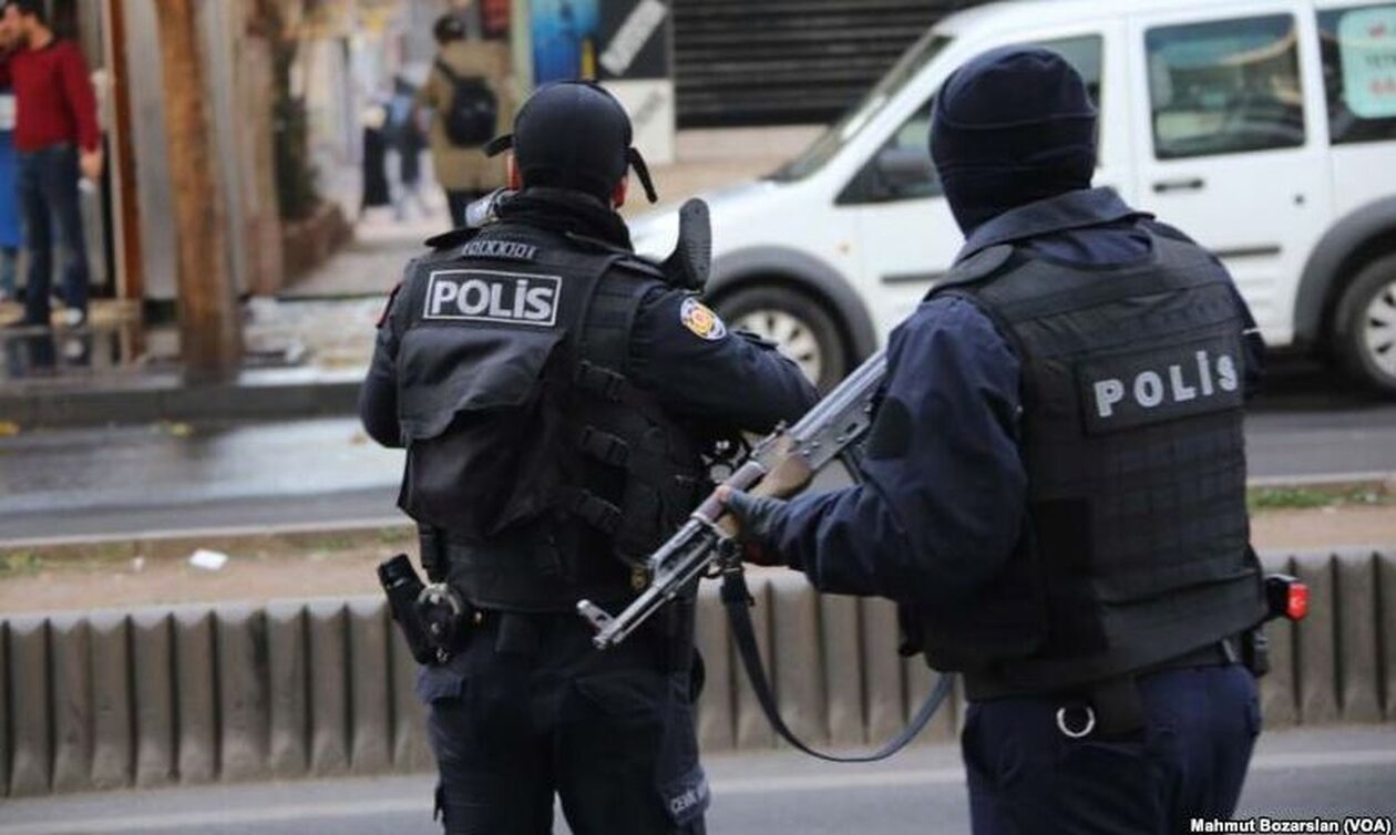 Τουρκία: Ένοπλη επίθεση σε συγκέντρωση υποψηφίου δημάρχου του Ερντογάν