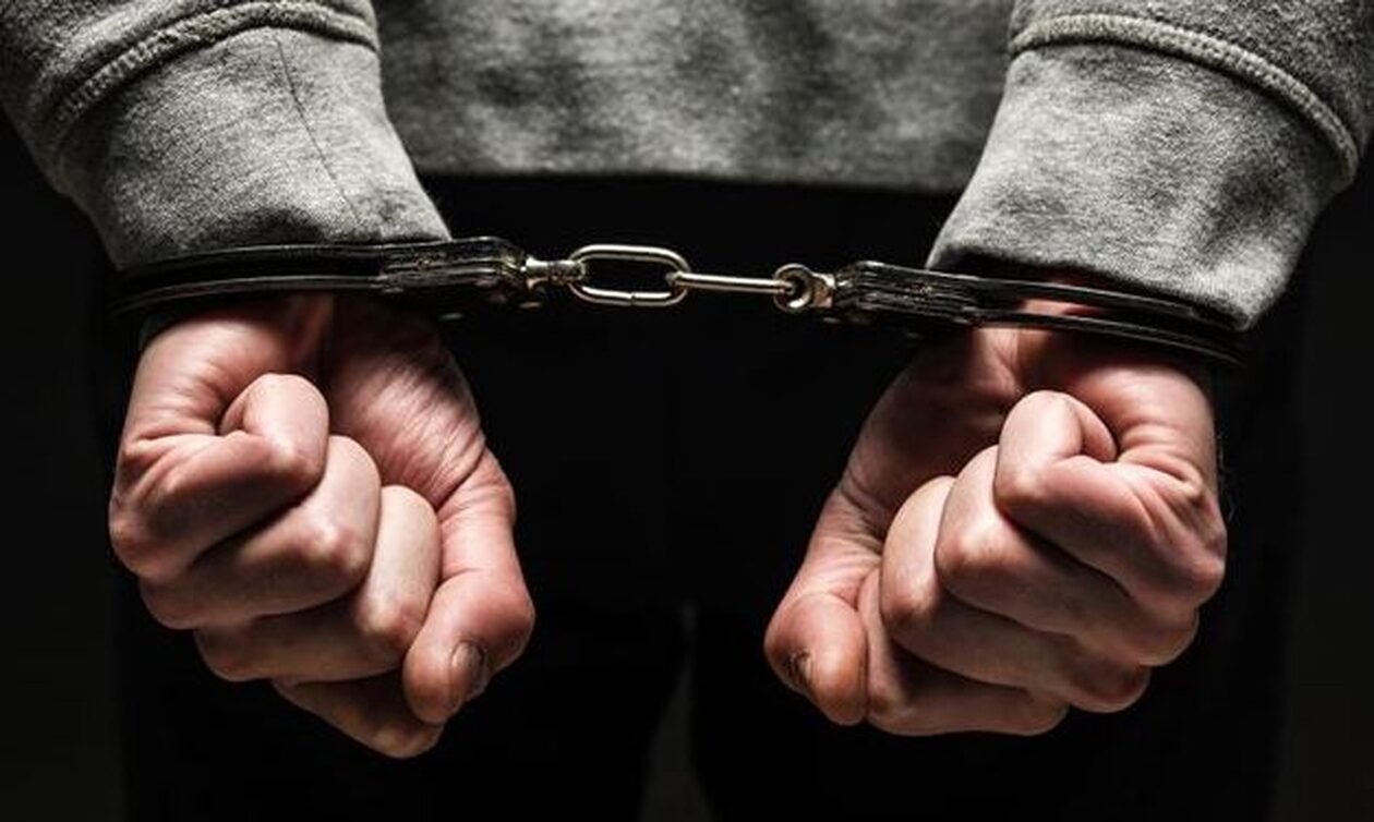 Αυλώνας: Νεαρός συνελήφθη για βιασμό τον οποίο είχε καταγράψει με το κινητό του τηλέφωνο