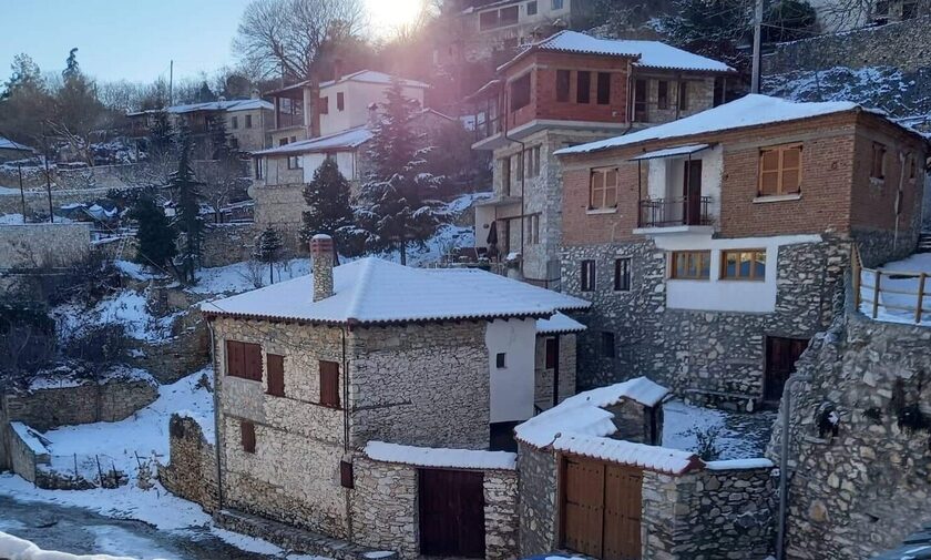 Χιονοχώρι: Το πέτρινο χωριό των Σερρών που θυμίζει παραμύθι