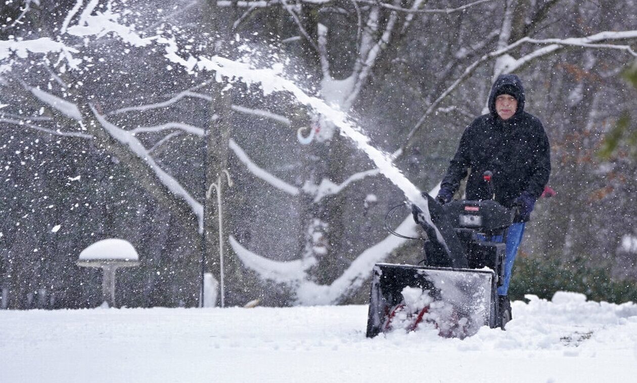 ΗΠΑ: Χειμερινή καταιγίδα αναμένεται να ντύσει στα λευκά  Νέα Υόρκη και Βοστόνη