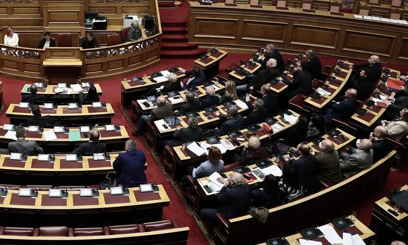 Βουλή: Αίτημα για ονομαστική ψηφοφορία στο νομοσχέδιο για τα ομόφυλα ζευγάρια