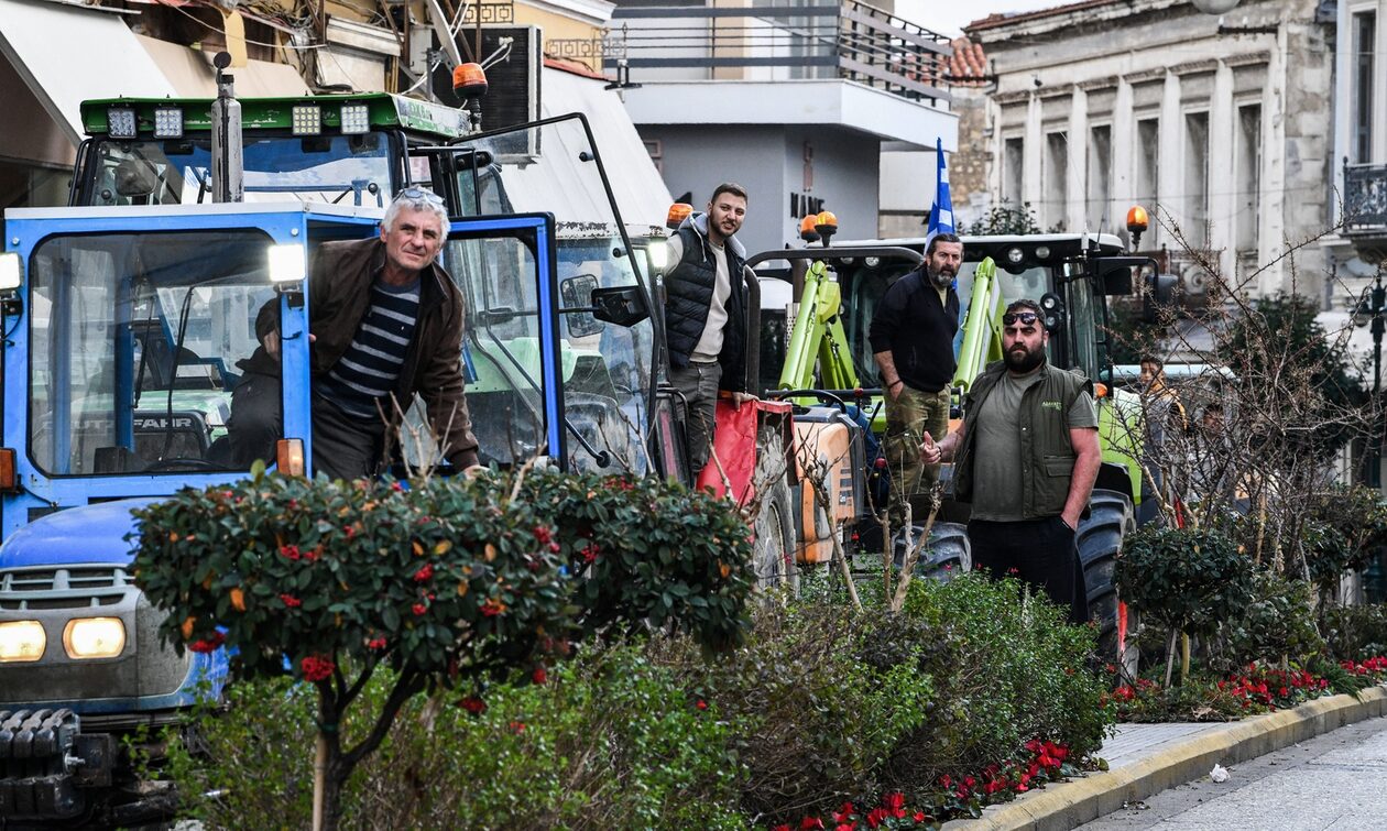 Αγρότες: «Μονόδρομος η κάθοδος των τρακτέρ στην Αθήνα» - Σε αναβρασμό τα μπλόκα