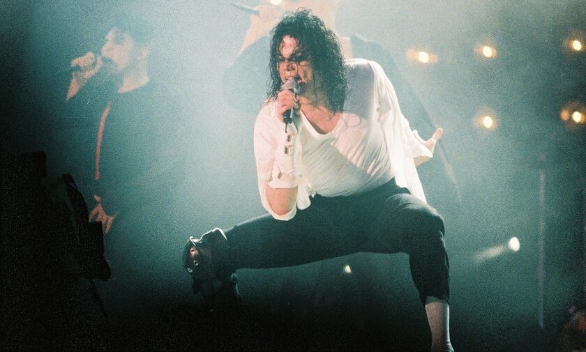 O Μάικλ Τζάκσον στο Wembley του Λονδίνου στο πλαίσιο της περιοδείας Dangerous τον Αύγουστο του 1992.