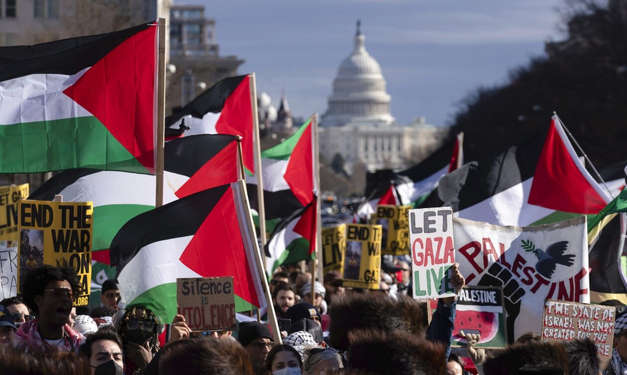 ΗΠΑ: Ο Τζο Μπάιντεν αναστέλλει για 18 μήνες τις απελάσεις Παλαιστινίων