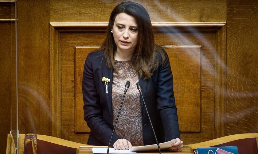 ΣΥΡΙΖΑ: «Kαρφιά» Κασιμάτη σε Ραγκούση - «Αν εκλεγεί ποτέ Βουλευτής, θα τον ειδοποιήσουμε»