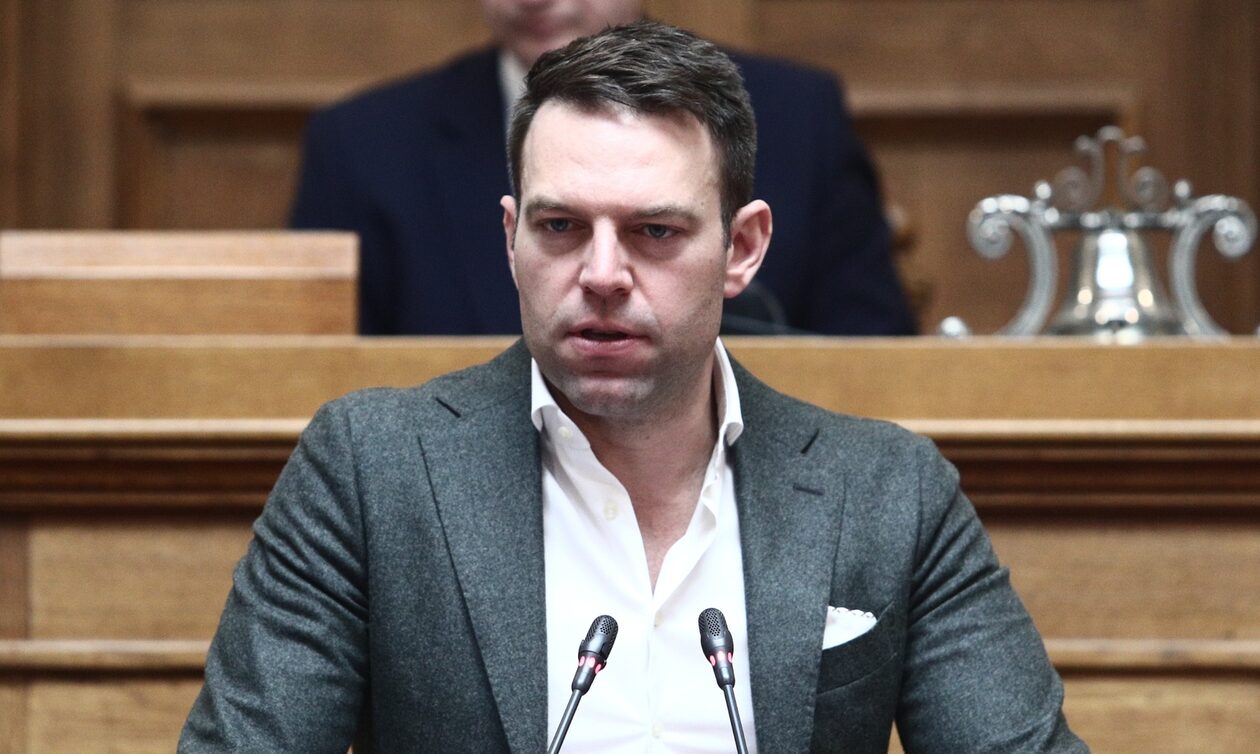 Ο Κασσελάκης κάνει γκάλοπ για τα μέλη του ΣΥΡΙΖΑ και θέλει «να τα αλλάξει όλα»
