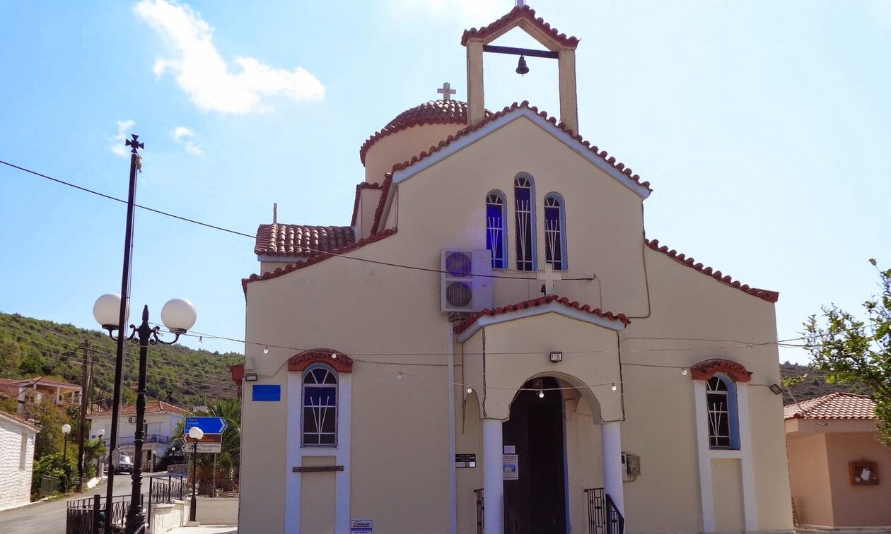 Διαρρήξεις σε δύο εκκλησίες στο Λουτράκι - 'Εκλεψαν τάματα και χρυσαφικά