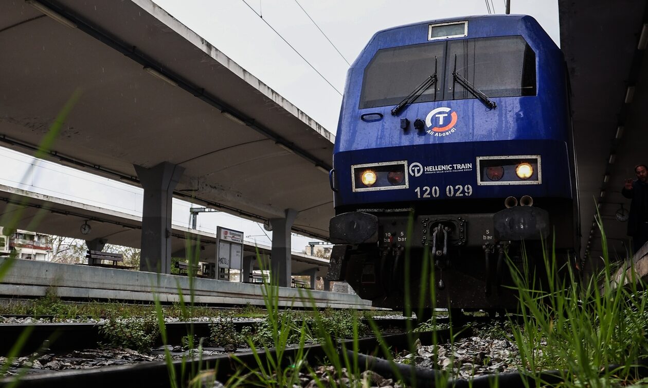 Εκκένωση τρένου στον Γαλλικό λόγω φωτιάς