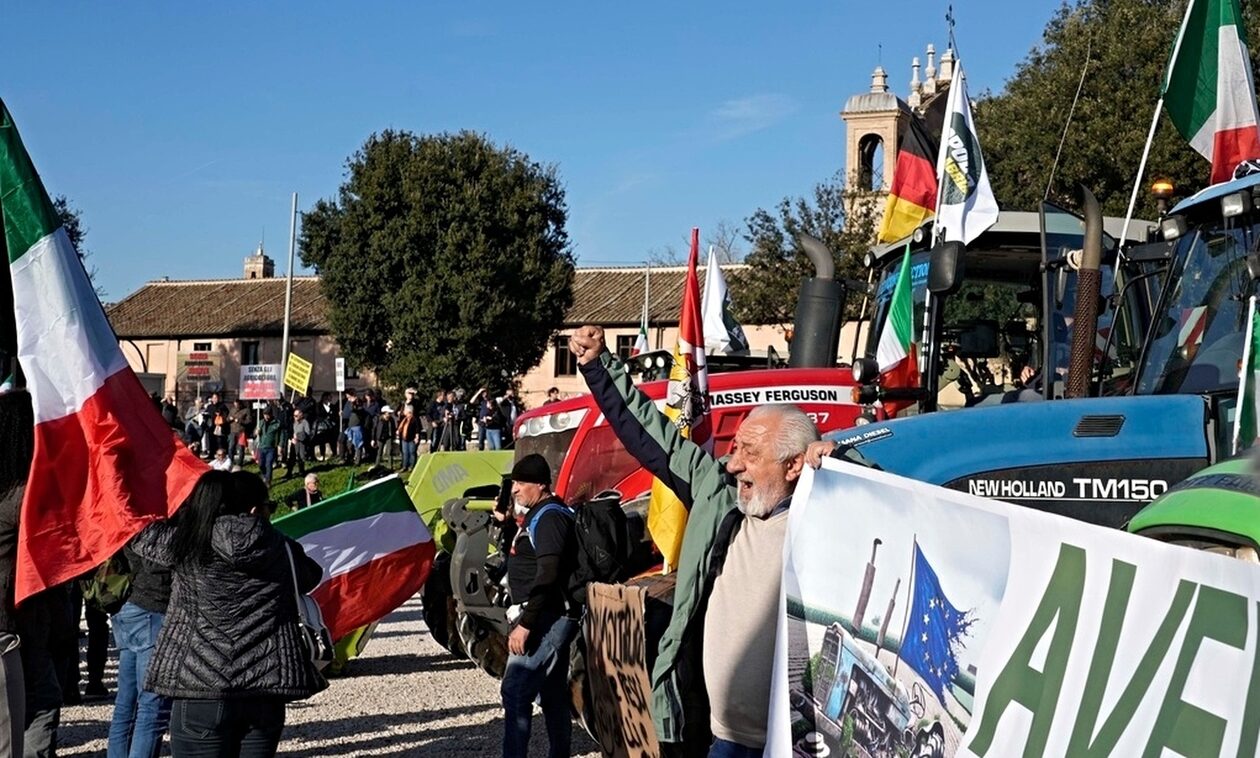 Ιταλία: Νέα μπλόκα των αγροτών στη Ρώμη – «Δεν είμαστε σκλάβοι της Ευρώπης»