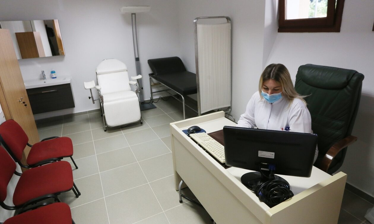 Γεωργιάδης: Ετοιμάζεται ενιαία εφαρμογή για το κλείσιμο ραντεβού σε ιατρεία του ΕΣΥ