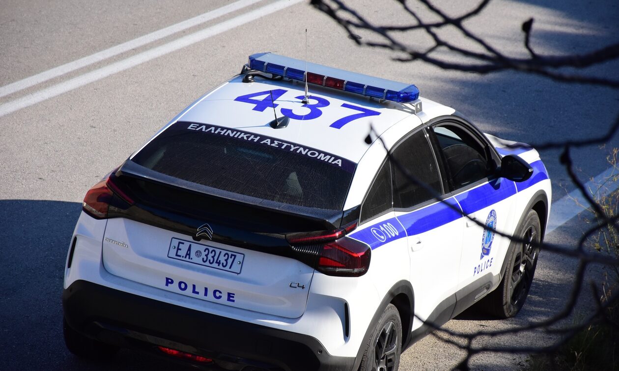 Θεσσαλονίκη: 42χρονος μαχαίρωσε τη σύζυγό του στο αυτοκίνητο -Συνελήφθη και φρουρείται σε νοσοκομείο