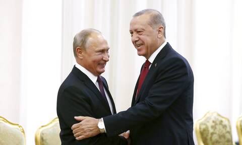 Τουρκία: Ευχές Πούτιν στον Ερντογάν για τα γενέθλιά του - Ο «σουλτάνος» έκλεισε τα 70