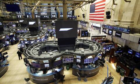 Wall Street: Τέλος το ανοδικό σερί εν αναμονή νέων στοιχείων για τον πληθωρισμό