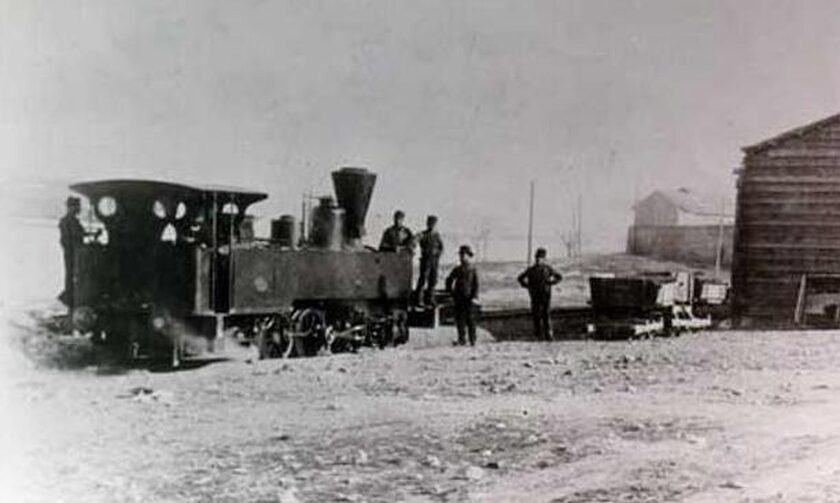 Σαν σήμερα το 1869: Εγκαινιάζεται ο ατμοκίνητος αστικός σιδηρόδρομος Αθήνας - Πειραιά
