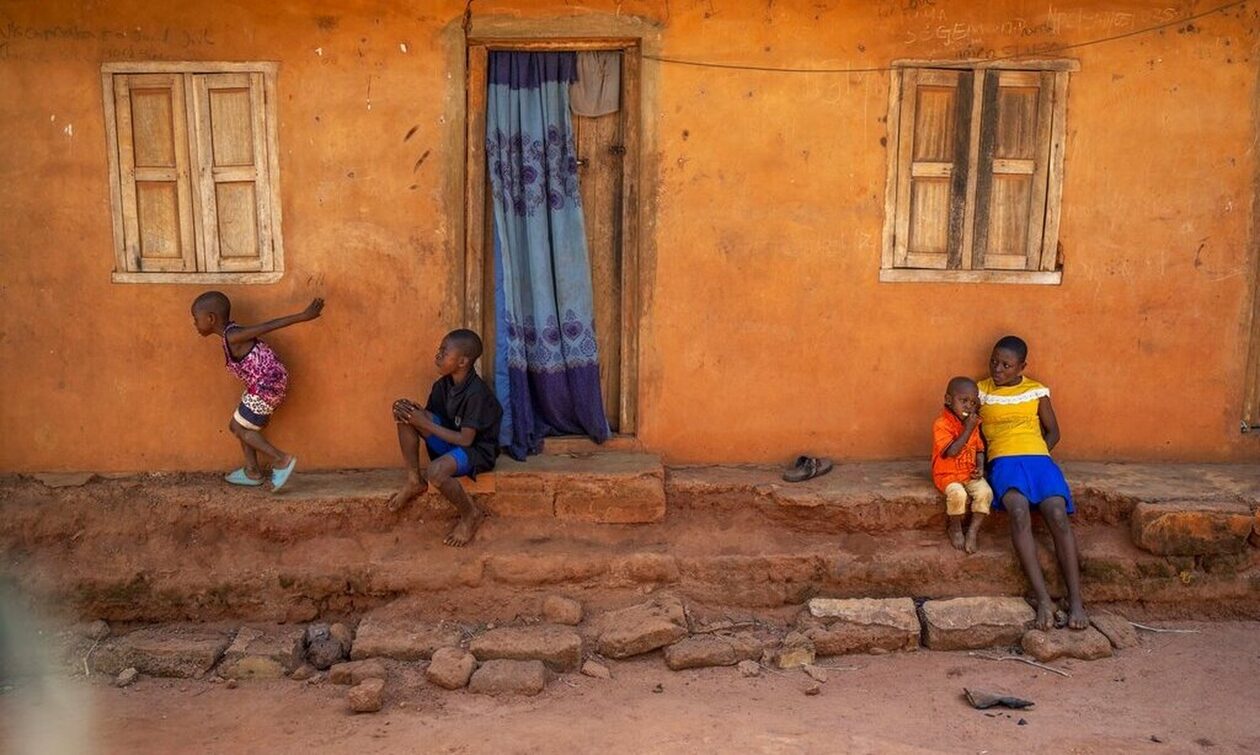 Επιδημία μηνιγγίτιδας στη Νιγηρία – Νεκροί 20 μαθητές