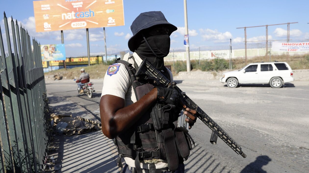 Χάος στην Αϊτή: Συμμορίες τρομοκρατούν τη χώρα - Πολυεθνική δύναμη ασφαλείας ζητά ο πρωθυπουργός