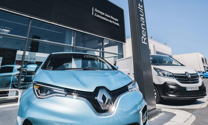 Μειωμένη η ζήτηση για τα ηλεκτρικά - Η Renault διατηρεί την παραγωγή αυτοκινήτων με θερμικό κινητήρα