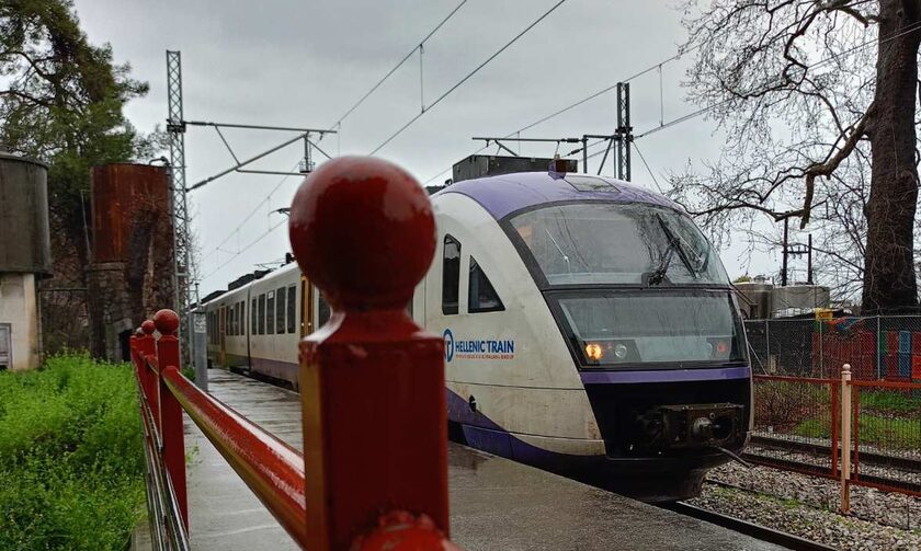 Ακινητοποιήθηκε τρένο από Θεσσαλονίκη για Λάρισα - Κόλλησαν τα φρένα