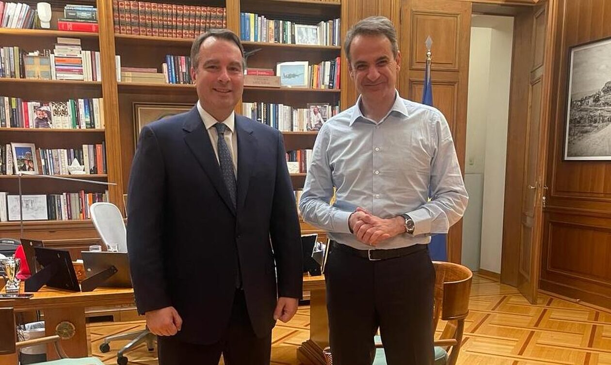 Ο βουλευτής Αιτωλοακαρνανίας, Θανάσης Παπαθανάσης συνάντησε τον πρωθυπουργό στο Μέγαρο Μαξίμου