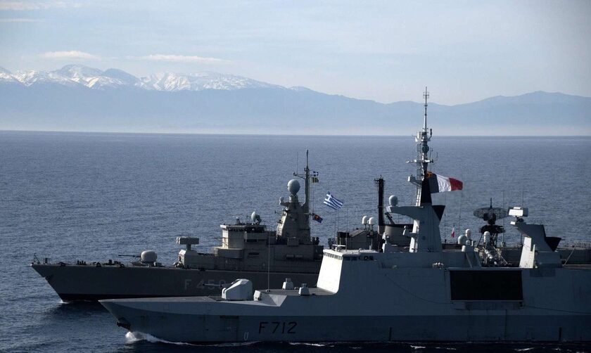 Μαζί στην Ερυθρά το ελληνικό με το γαλλικό Πολεμικό Ναυτικό