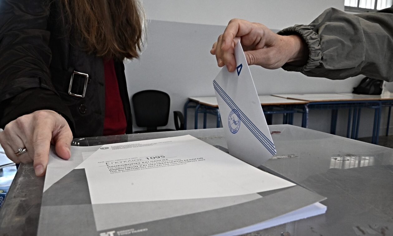 Δημοσκόπηση PULSE: Κυρίαρχη η Νέα Δημοκρατία – Αποδυναμωμένος ο ΣΥΡΙΖΑ και σε ισορροπία με το ΠΑΣΟΚ
