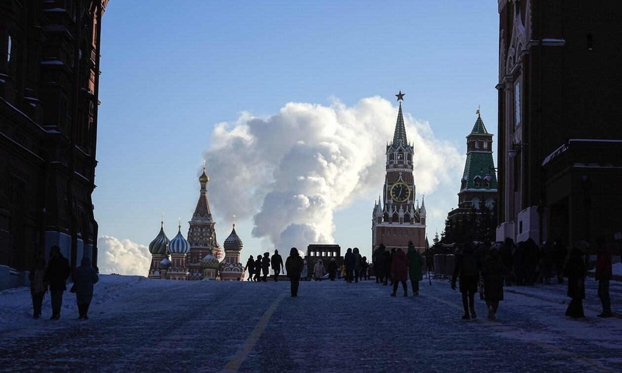 Απειλεί με απελάσεις η Μόσχα - «Δυτικοί πρέσβεις αναμιγνύονται στα εσωτερικά μας»