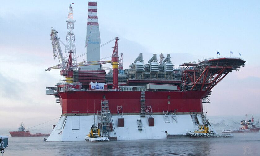 Το Κίεβο έπληξε πετρελαϊκή εγκατάσταση στο ρωσικό έδαφος