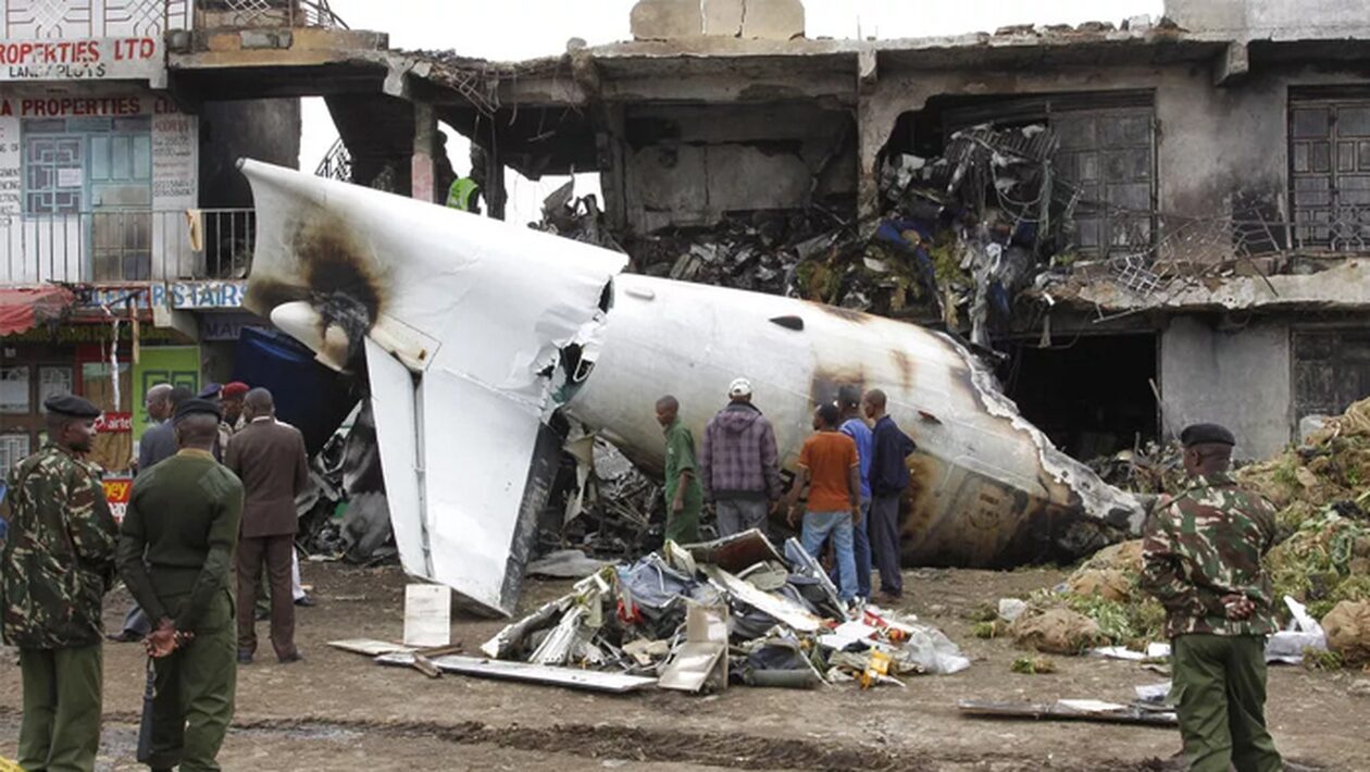 Κένυα: Δύο νεκροί από σύγκρουση αεροπλάνων εν πτήσει