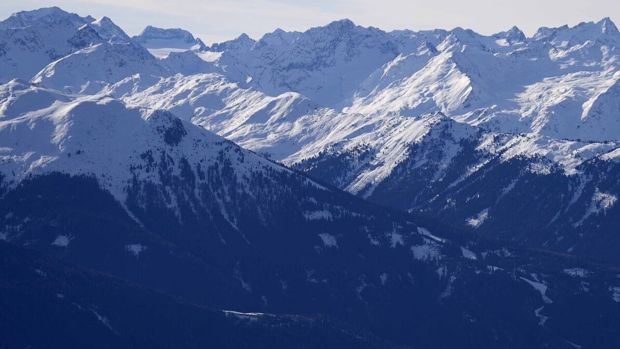 Αυστρία: Ένας 14χρονος Σύρος διασώθηκε στα χιονισμένα βουνά - Νέες διαδρομές βρίσκουν οι μετανάστες
