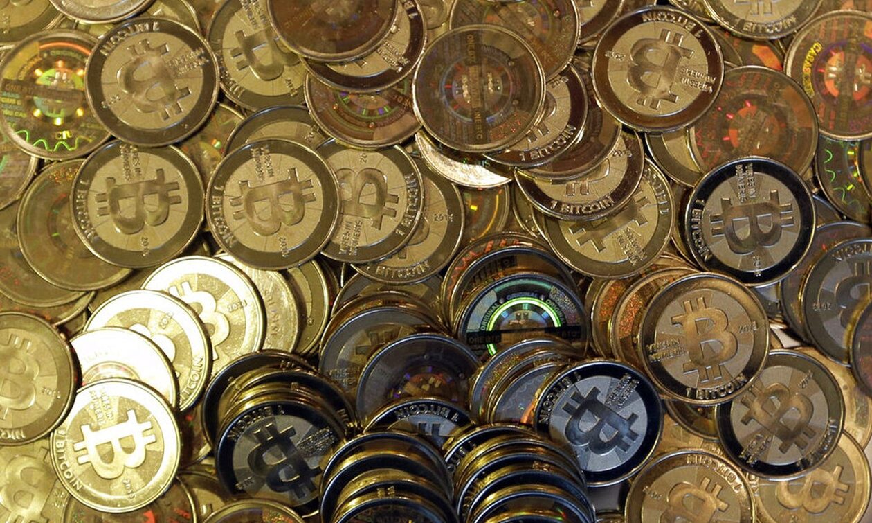 Bitcoin: «Διορθώνει» την τιμή του μετά το ιστορικό ρεκόρ όλων των εποχών