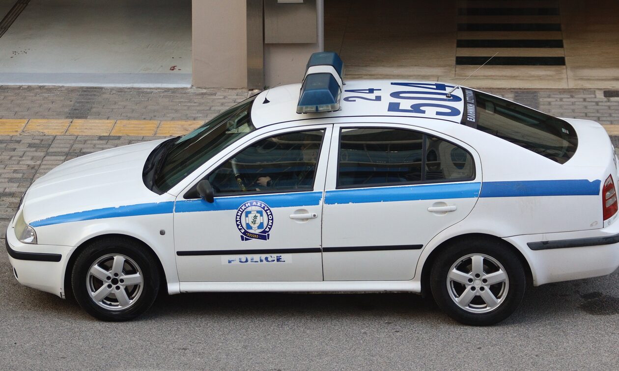 Βόλος: Απείλησε αστυνομικούς με κατσαβίδι – «Θα σε καρφώσω, τι θέλεις ρε»