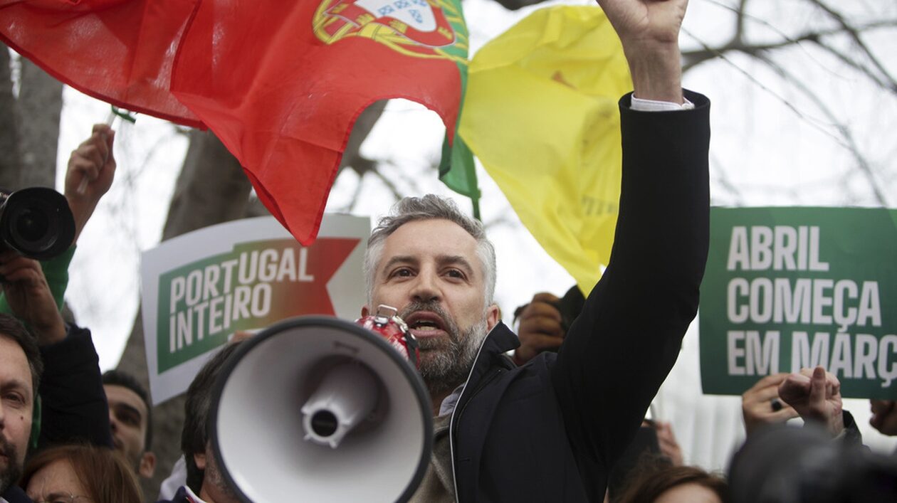 Πορτογαλία: Αμφίρροπες οι βουλευτικές εκλογές - Mάχη μεταξύ κεντροαριστεράς και κεντροδεξιάς