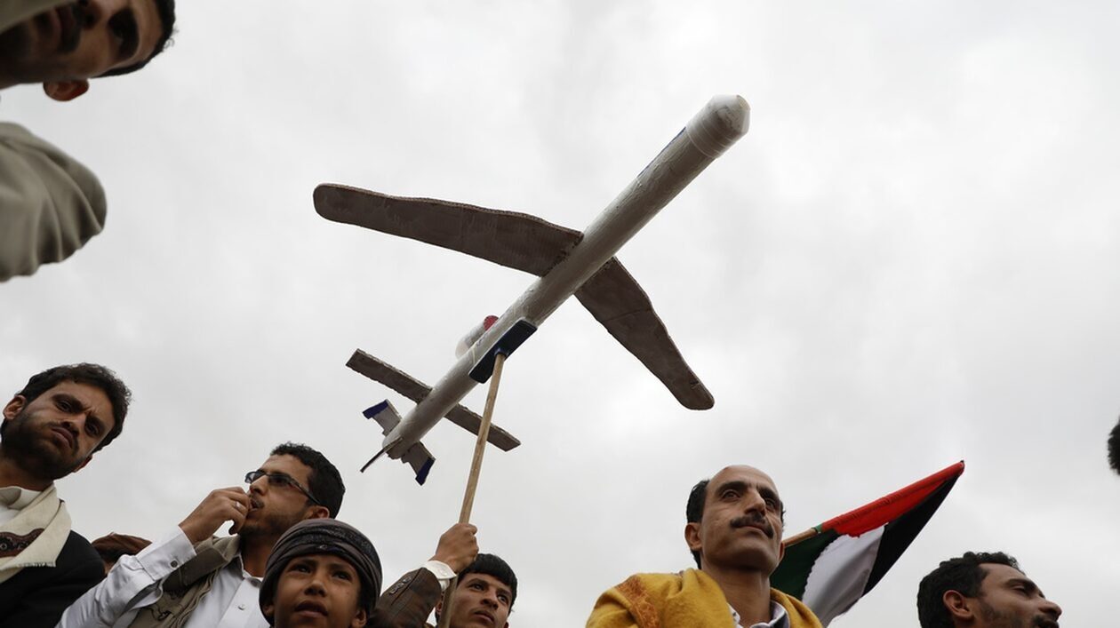 Υεμένη: Εκτόξευση πυραύλου στην Ερυθρά Θάλασσα - Οι πρώτες πληροφορίες