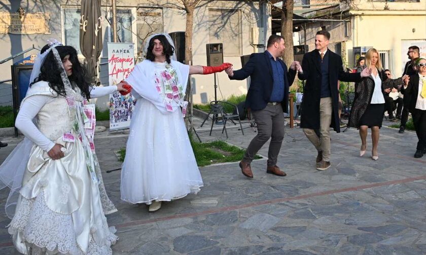 Απόκριες 2024: Ένας παραδοσιακός γάμος στήθηκε στην Λάρισα