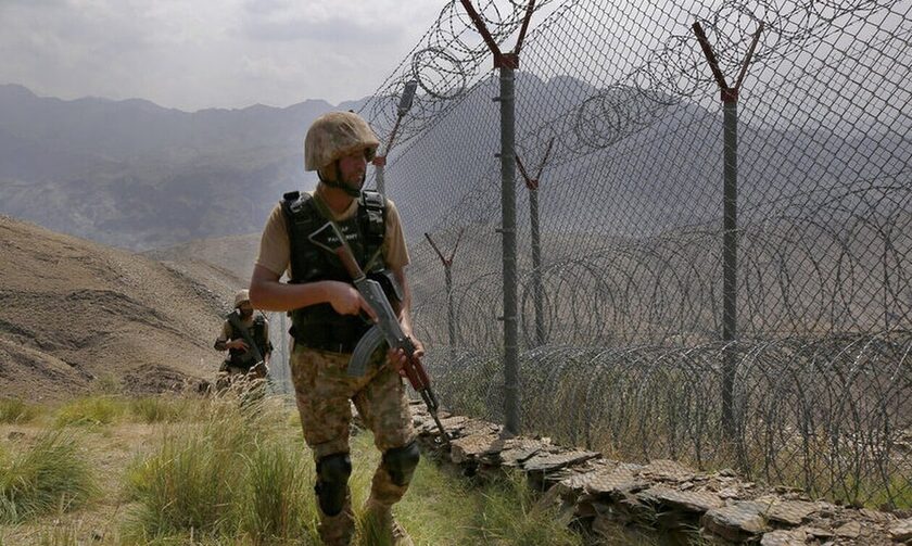 Πέντε νεκροί από επίθεση σε φυλάκιο του πακιστανικού στρατού