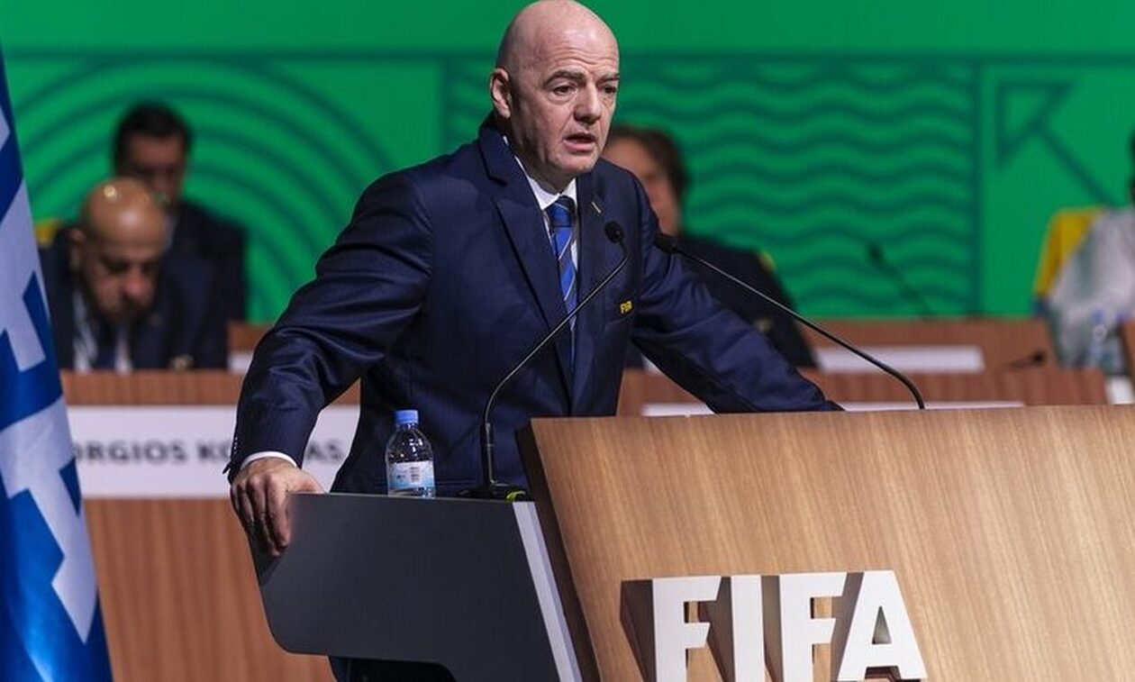 FIFA: Αύξηση στον Ινφαντίνο με το μισθό του να «ζαλίζει»